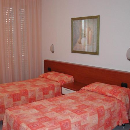 Hotel Garden Ristorante Tabiano Terme Екстериор снимка