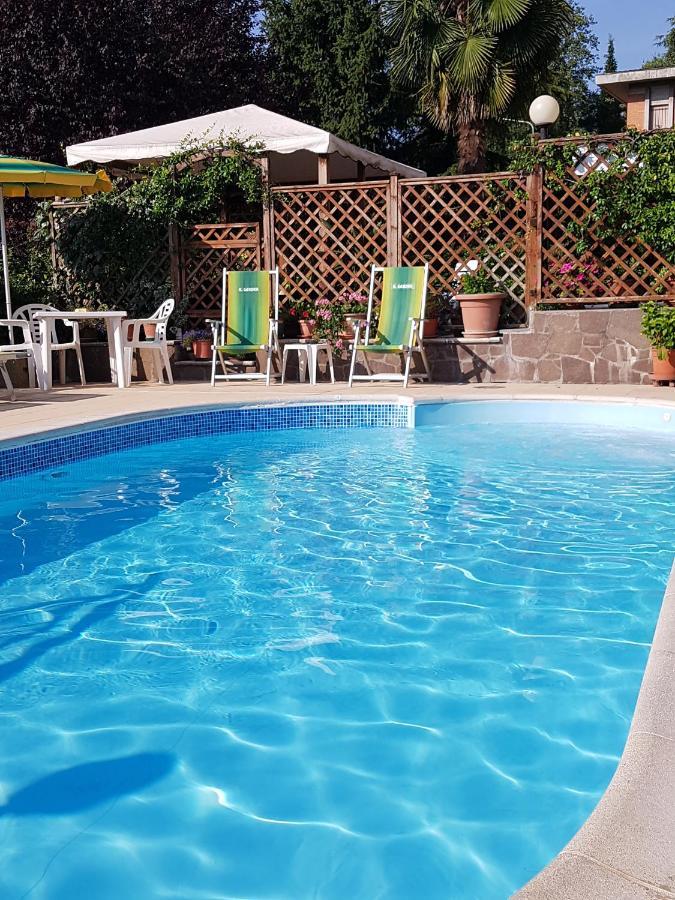 Hotel Garden Ristorante Tabiano Terme Екстериор снимка