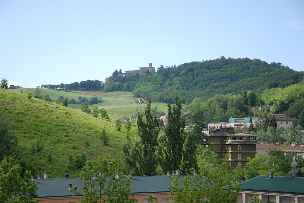 Hotel Garden Ristorante Tabiano Terme Екстериор снимка