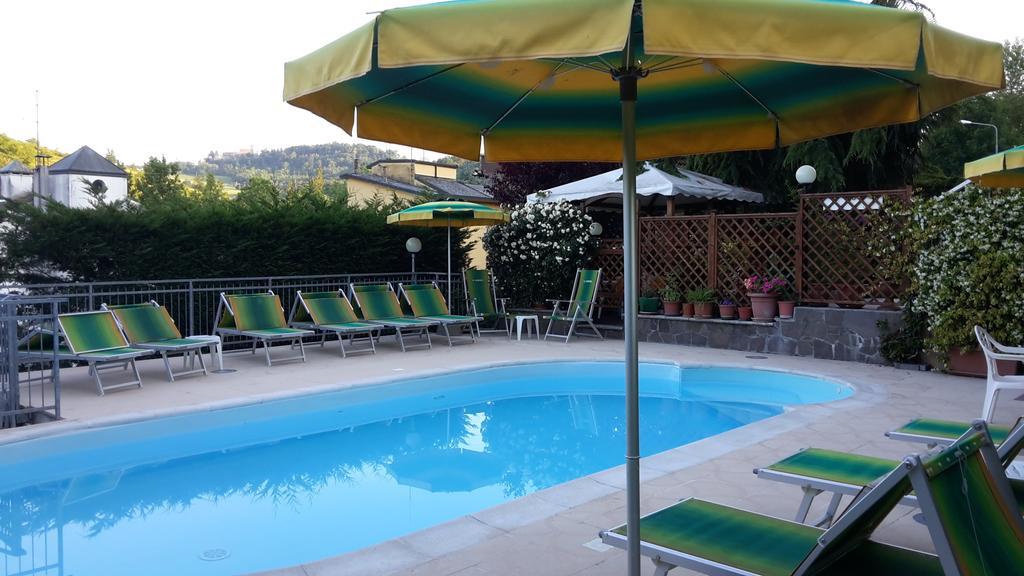 Hotel Garden Ristorante Tabiano Terme Екстериор снимка