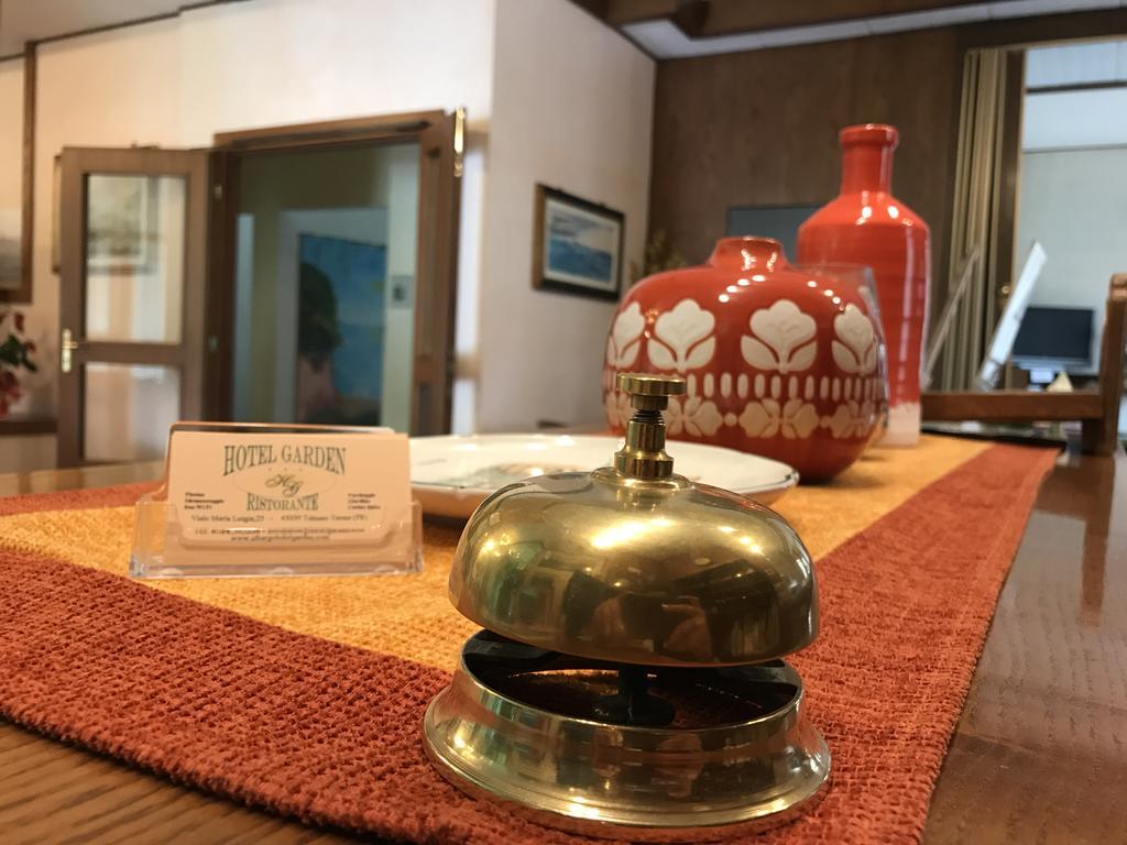 Hotel Garden Ristorante Tabiano Terme Екстериор снимка