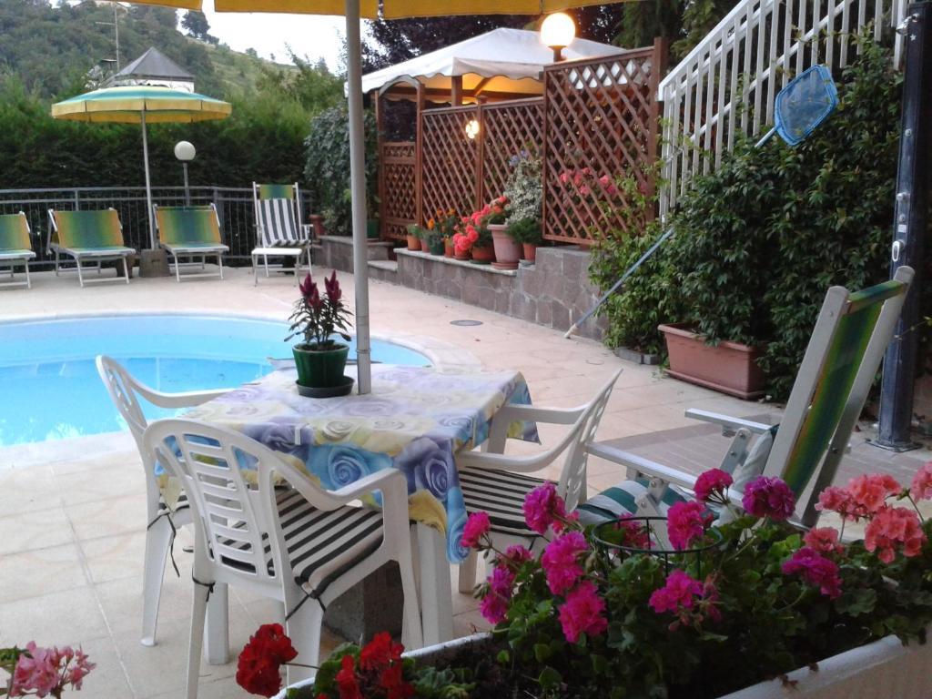Hotel Garden Ristorante Tabiano Terme Екстериор снимка