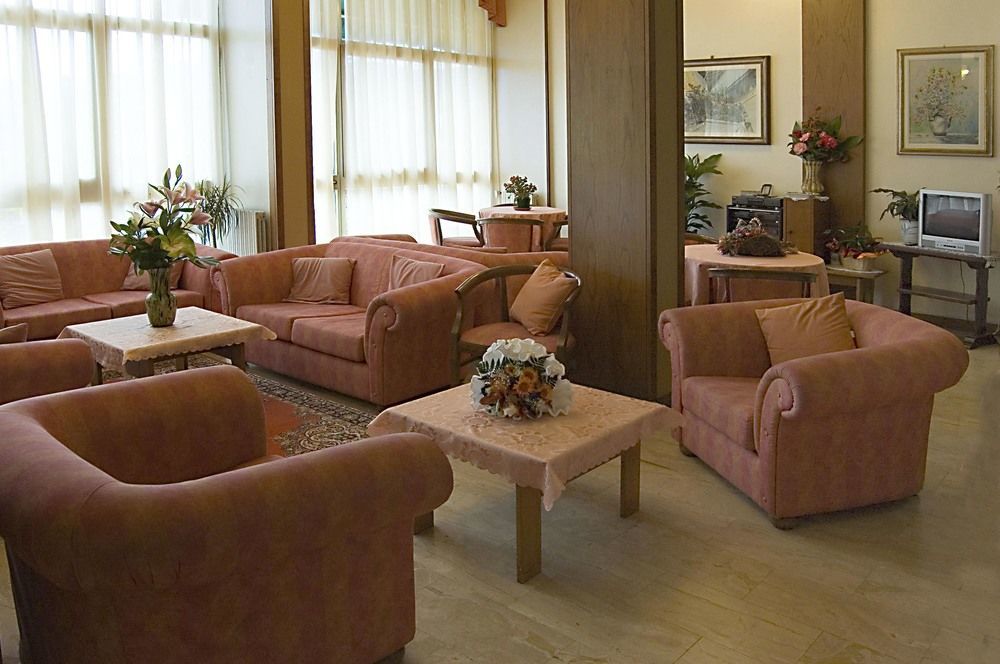 Hotel Garden Ristorante Tabiano Terme Екстериор снимка