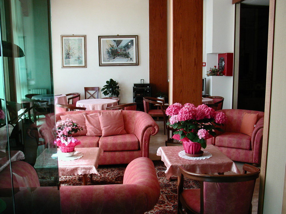 Hotel Garden Ristorante Tabiano Terme Екстериор снимка