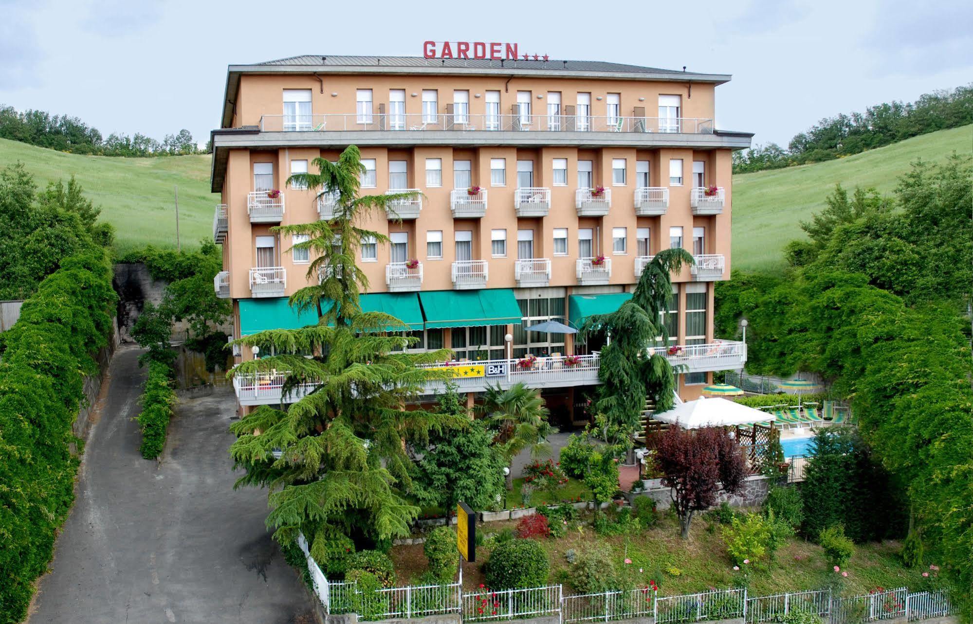 Hotel Garden Ristorante Tabiano Terme Екстериор снимка