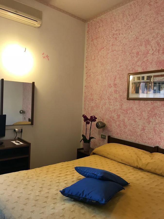 Hotel Garden Ristorante Tabiano Terme Екстериор снимка